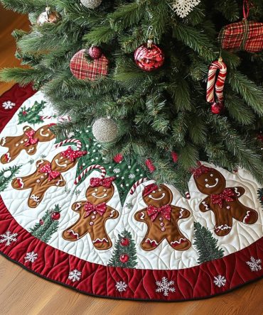 Sugar And Spice Cottage Holiday Tree Skirt — Cozy Cottage-Style Christmas Base Cover, Handmade Custom Seasonal Decor
