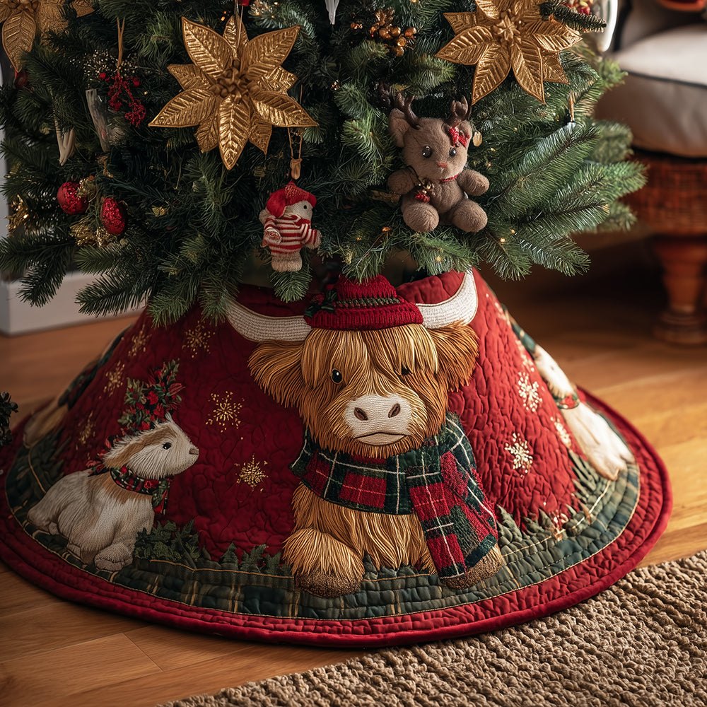 Winter Meadow Merriment Tree Skirt — Custom Floral Meadow Christmas Collar, Handmade Pastoral Holiday Decor With Personalization Options