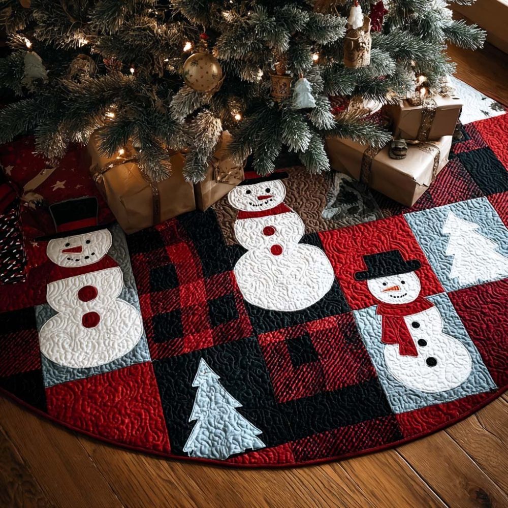 Custom 'Pal' Holiday Tree Skirt — Handmade Winter Pal Christmas Collar, Personalized Pet & Family-Friendly Tree Skirt (Custom Sizes Available)