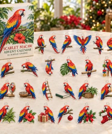 Bright Scarlet Macaw Advent Countdown Calendar - 24 Vivid Acrylic Charms, Reusable Tropical Bird Gift For Collectors & Kids