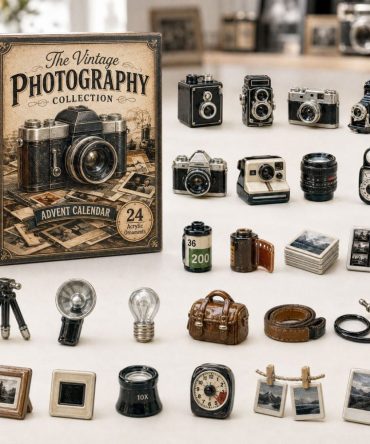 Vintage Photography Holiday Countdown 2026 — 24 Retro Acrylic Charm Advent Set For Photographers & Collectors