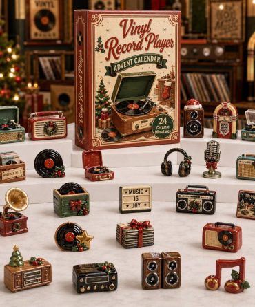 Retro Vinyl Record Player 2026 — 24-Day Music Advent Countdown Calendar With Mini Acrylic Record Charms, Perfect Gift For Music Fans