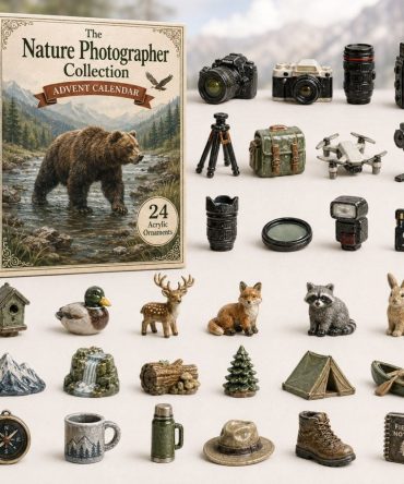 Wildlife Photography Advent Calendar 2026 — 24-Day Acrylic Charm Countdown Featuring Iconic Wildlife Images & Collectible Charms